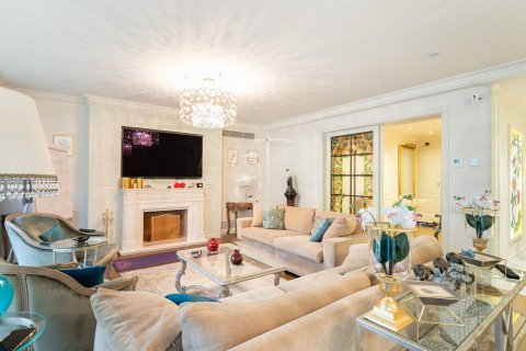 Купить таунхаус в Барселона, Испания с 5 комнат, № 1508 - фото 5