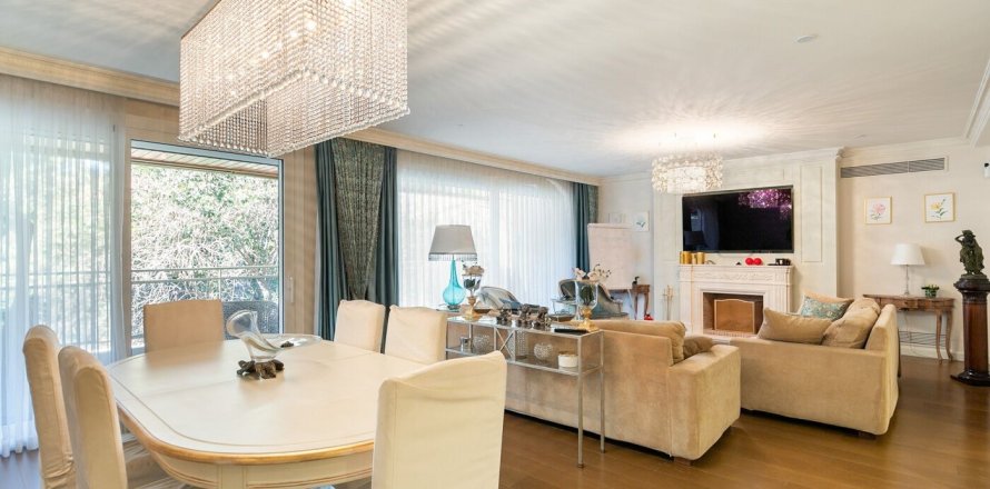 Таунхаус с 4 спальнями в Барселоне, Каталония, Испания № 1508