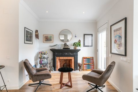 Купить квартиру в Барселона, Испания с 5 комнат, № 1514 - фото 9