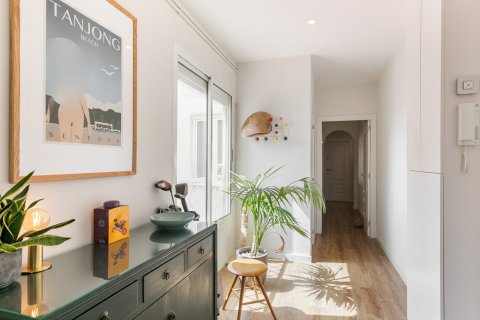 Купить квартиру в Барселона, Испания с 5 комнат, № 1514 - фото 14