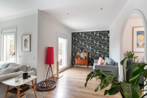 Купить квартиру в Барселона, Испания с 5 комнат, № 1514 - фото 7