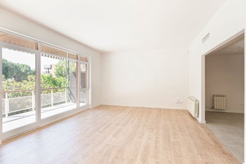 Купить квартиру в Барселона, Испания с 6 комнат, № 1509 - фото 5