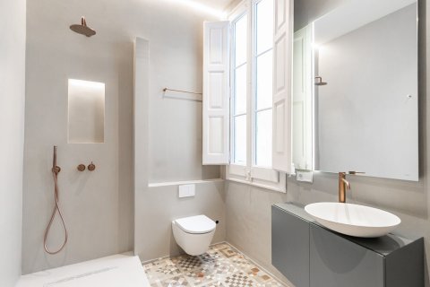 Купить квартиру в Барселона, Испания с 4 комнаты, № 1510 - фото 20