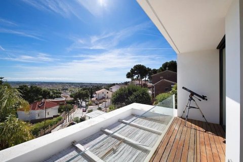 Купить дом в Кастельдефельс, Испания с 7 комнат, 407м², № 1513 - фото 29