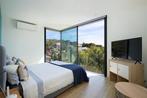 Купить дом в Кастельдефельс, Испания с 7 комнат, 407м², № 1513 - фото 20