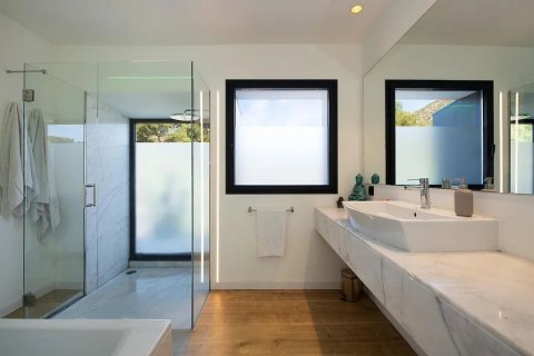 Купить дом в Кастельдефельс, Испания с 7 комнат, 407м², № 1513 - фото 23