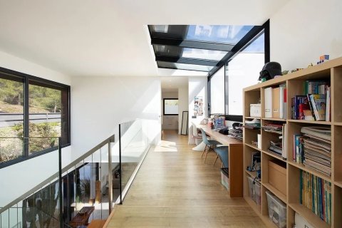 Купить дом в Кастельдефельс, Испания с 7 комнат, 407м², № 1513 - фото 18