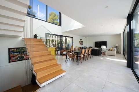 Купить дом в Кастельдефельс, Испания с 7 комнат, 407м², № 1513 - фото 8