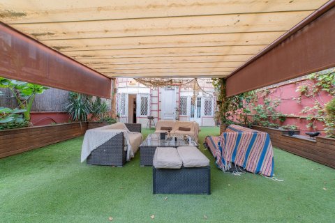 Купить квартиру в Барселона, Испания с 7 комнат, 179м², № 1577 - фото 21