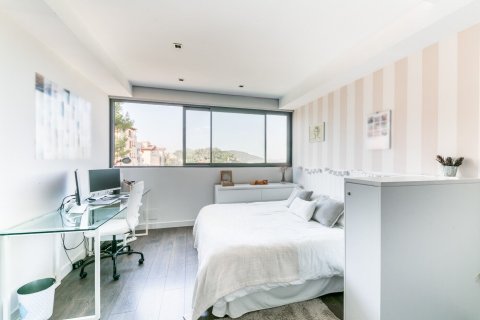 Снять в аренду дом в Барселона, Испания с 11 комнат, № 1572 - фото 9