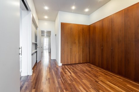 Снять в аренду дом в Барселона, Испания с 7 комнат, № 1571 - фото 14