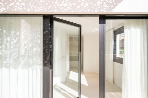 3 chambres apartment à louer à Barcelona, Catalonia, Spain № 1573 - photo 13