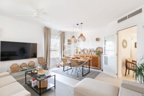 Купить квартиру в Сан-Марти, Барселона, Испания с 4 спальни, 175м², № 2435 - фото 3