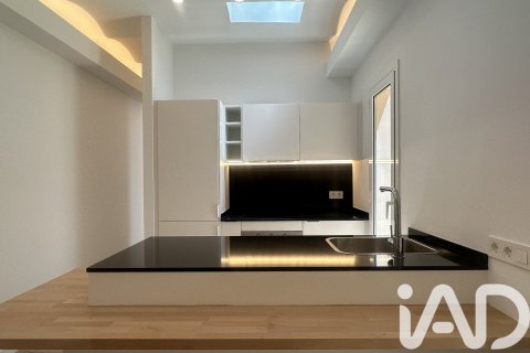 2 bedrooms apartment for sale in Barcelona, Catalonia, Spain № 7534 - photo 7