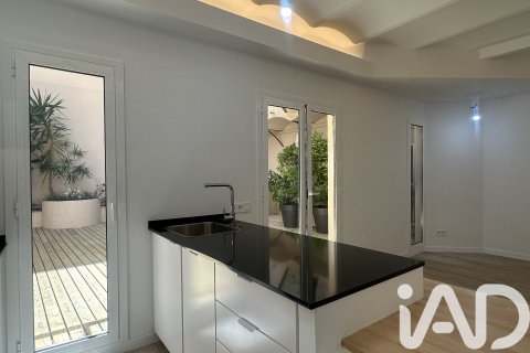 2 bedrooms apartment for sale in Barcelona, Catalonia, Spain № 7534 - photo 6