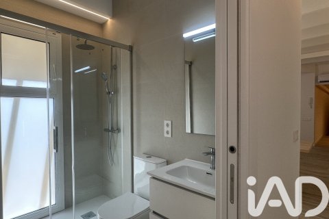 2 bedrooms apartment for sale in Barcelona, Catalonia, Spain № 7534 - photo 10