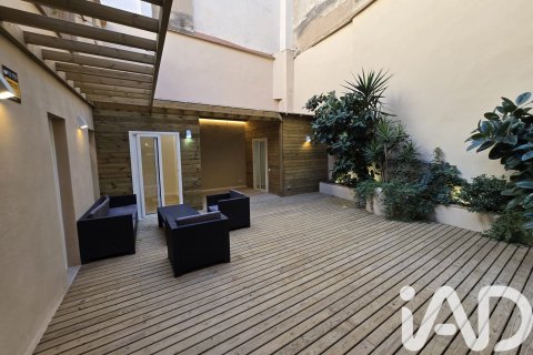 2 bedrooms apartment for sale in Barcelona, Catalonia, Spain № 7534 - photo 12