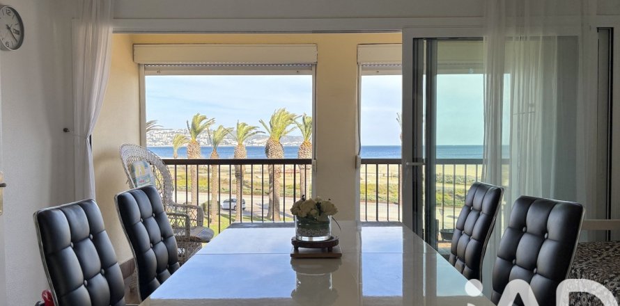 2 bedrooms apartment for sale in Castello d'Empuries, Girona, Catalonia, Spain № 7537