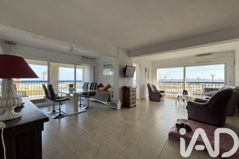 2 bedrooms apartment for sale in Castello d'Empuries, Girona, Catalonia, Spain № 7537 - photo 2