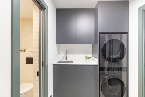 Купить квартиру в Барселона, Испания с 5 комнат, № 1494 - фото 13