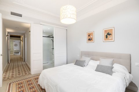 3 chambres apartment à vendre à Barcelona, Catalonia, Spain № 1495 - photo 16