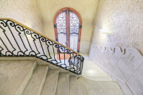 Купить квартиру в Барселона, Испания с 3 комнаты, № 1498 - фото 23