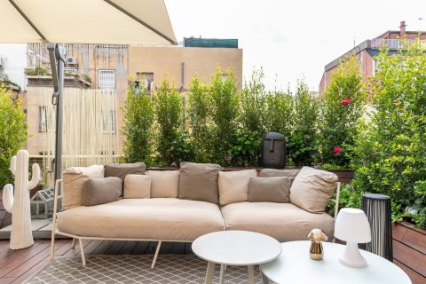 Купить квартиру в Барселона, Испания с 3 комнаты, № 1498 - фото 4