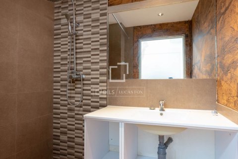 Villa de 5 dormitorios en venta en Vallromanes, Barcelona, Cataluña, Spain № 3876 - foto 25