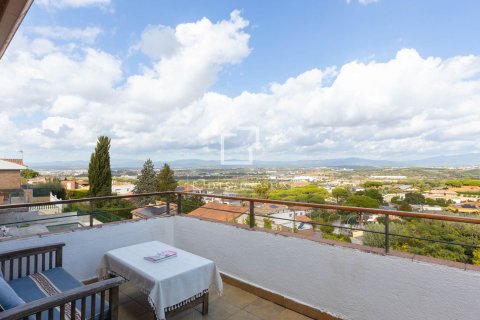 Villa de 5 dormitorios en venta en Vallromanes, Barcelona, Cataluña, Spain № 3876 - foto 18