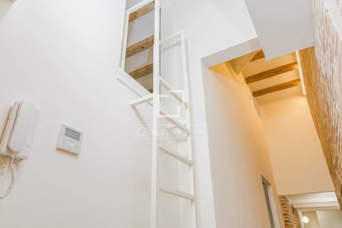 2 chambres apartment à vendre à Barcelona, Catalonia, Spain № 3875 - photo 7