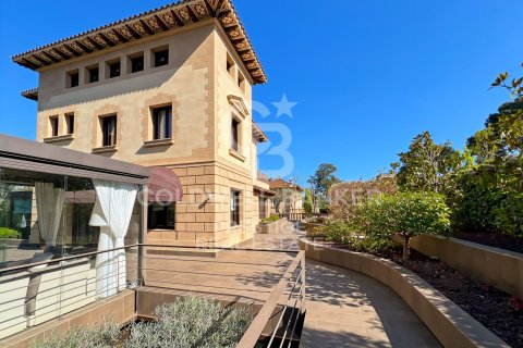5 bedrooms villa for sale in Barcelona, Catalonia, Spain № 5703 - photo 8