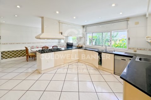 6 bedrooms villa for sale in Sitges, Barcelona, Catalonia, Spain № 5705 - photo 8