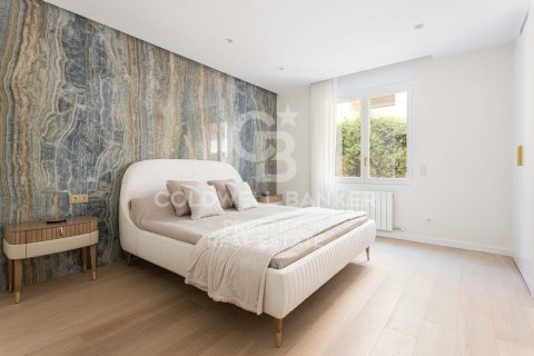 Купить квартиру в Барселона, Испания с 5 спален, 197м², № 5700 - фото 17