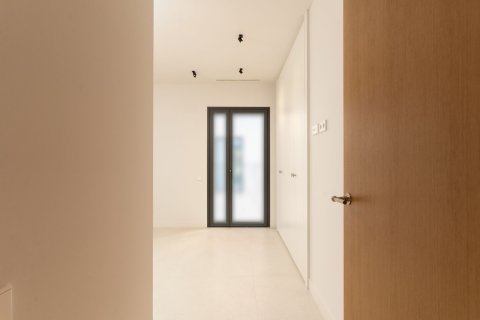 4 bedrooms apartment for sale in Barcelona, Catalonia, Spain № 6326 - photo 19