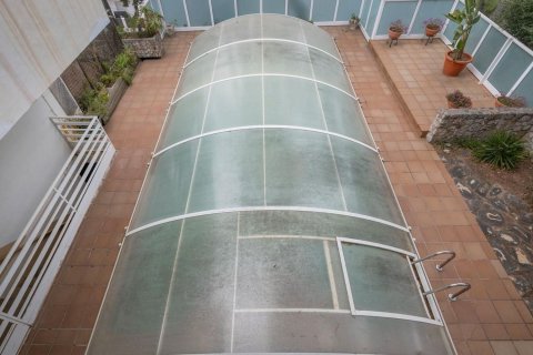 Купить дом в Кастельдефельс, Испания с 13 комнат, 653м², № 6215 - фото 6