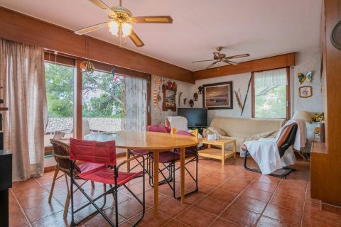 Купить дом в Кастельдефельс, Испания с 13 комнат, 653м², № 6215 - фото 23