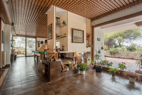 Купить дом в Кастельдефельс, Испания с 13 комнат, 653м², № 6215 - фото 28