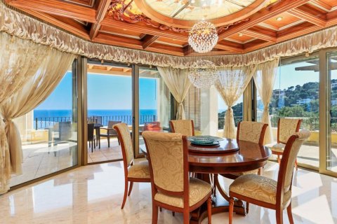 Сasa de 11 dormitorios en venta en Sant Feliu de Guíxols, Gerona, Cataluña, Spain № 6214 - foto 14