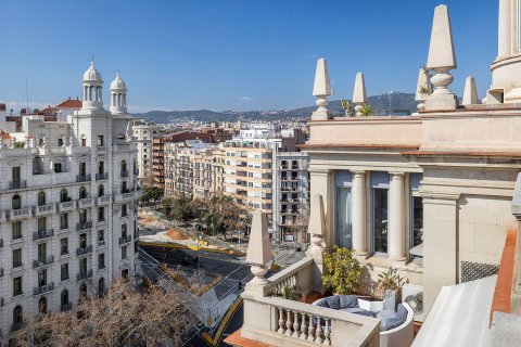 5 bedrooms apartment for sale in Barcelona, Catalonia, Spain № 6212 - photo 16