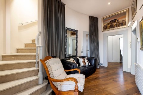 5 bedrooms apartment for sale in Barcelona, Catalonia, Spain № 6212 - photo 28