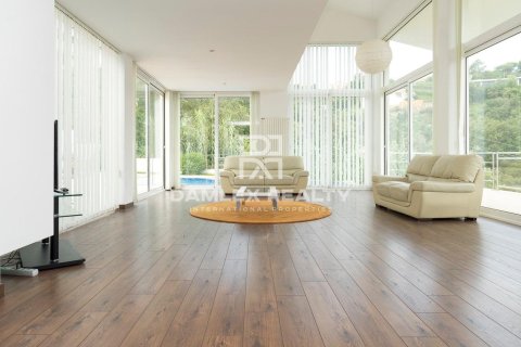 Купить виллу в Кастель-Пладжа-д'Аро, Испания с 5 спален, 416м², № 2389 - фото 11