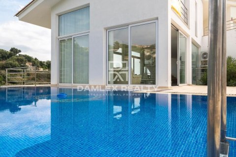 Купить виллу в Кастель-Пладжа-д'Аро, Испания с 5 спален, 416м², № 2389 - фото 14