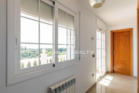 Купить дом в Льорет-де-Мар, Испания с 5 спален, 335м², № 2390 - фото 25
