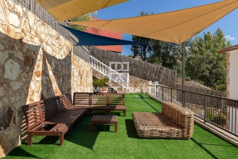 Купить дом в Льорет-де-Мар, Испания с 5 спален, 335м², № 2390 - фото 3