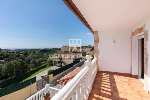 Купить дом в Льорет-де-Мар, Испания с 5 спален, 335м², № 2390 - фото 2