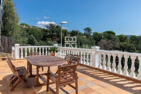 Купить дом в Льорет-де-Мар, Испания с 5 спален, 335м², № 2390 - фото 11