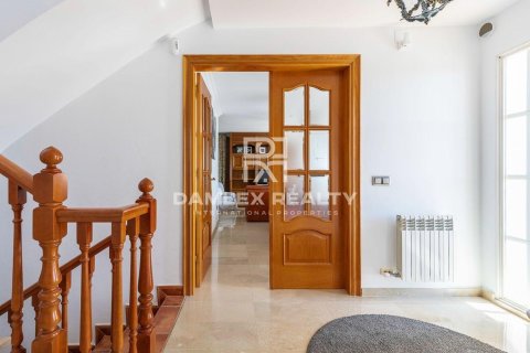 Купить дом в Льорет-де-Мар, Испания с 5 спален, 335м², № 2390 - фото 19