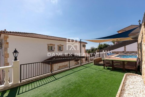 Купить дом в Льорет-де-Мар, Испания с 5 спален, 335м², № 2390 - фото 8