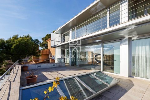 Вилла с 4 спальнями в Палафружеле, Герона, Каталония, Испания № 2388