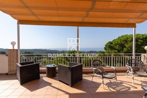 Купить дом в Льорет-де-Мар, Испания с 7 спален, 400м², № 2391 - фото 9